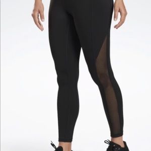 Reebok Les Mills® High-Rise Leggings - black, NWT, size M